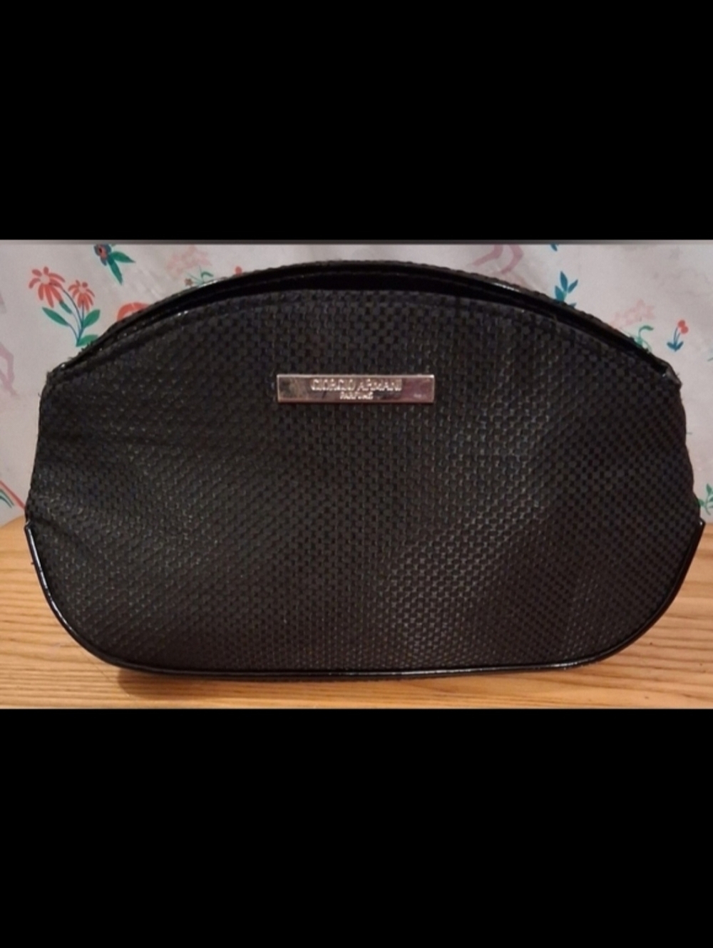 NWOT Giorgio Armani Perfume Black Travel Cosmetic Makeup Beauty Pouch Bag